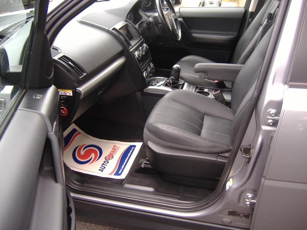 Land Rover Freelander 2 .2 Td4 Se Tech Grey #5