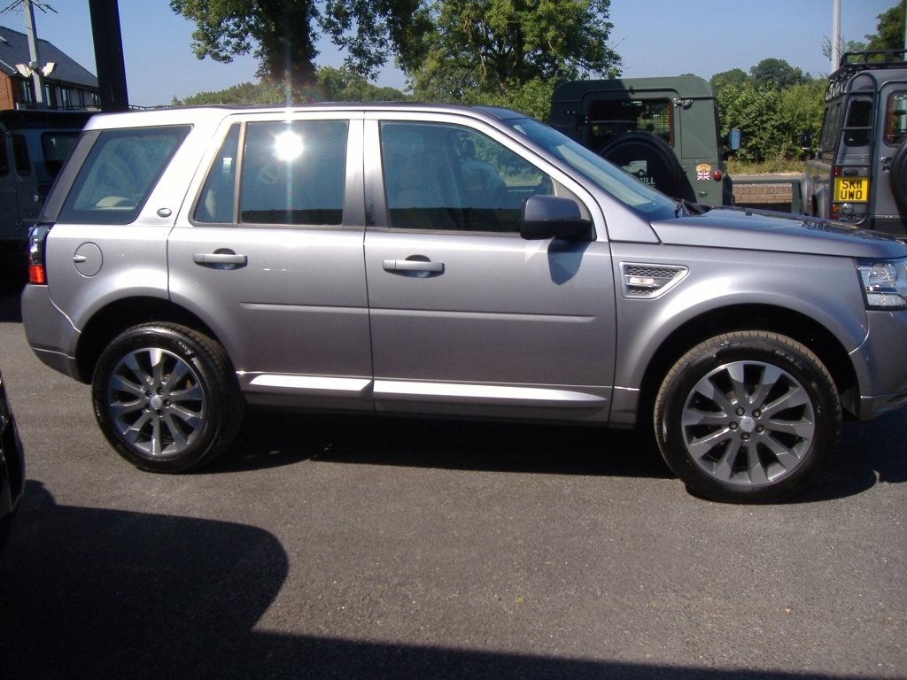 Land Rover Freelander 2 2 Red #18
