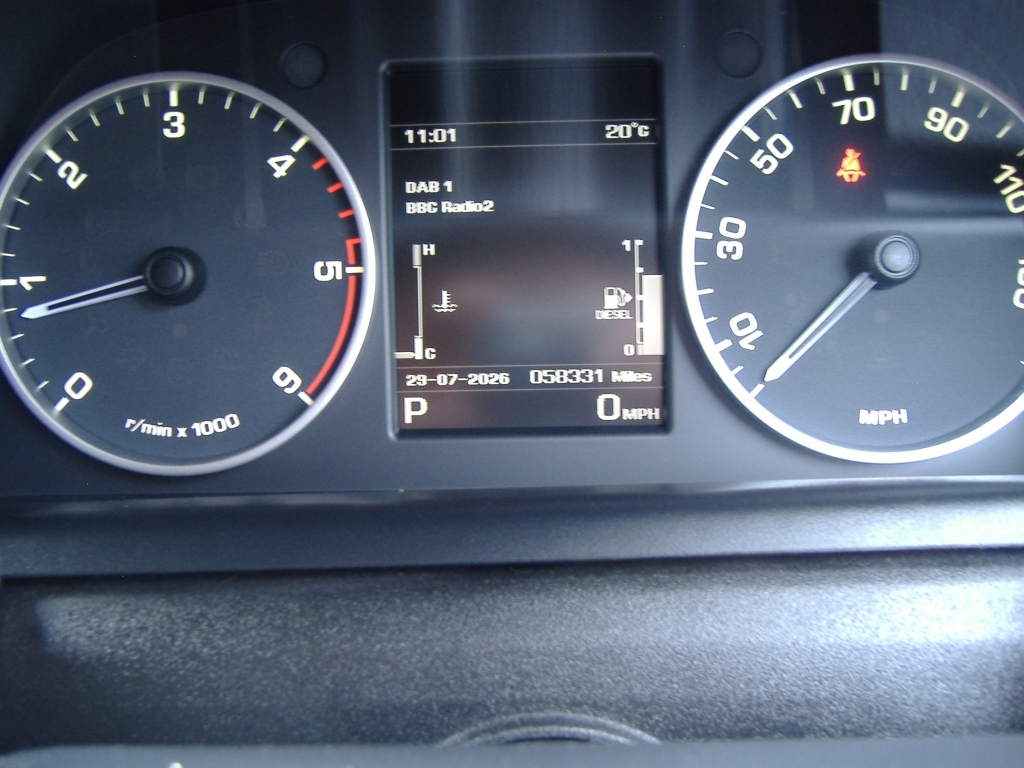 Land Rover Discovery 3 .0 Sd V6 Landmark White #14