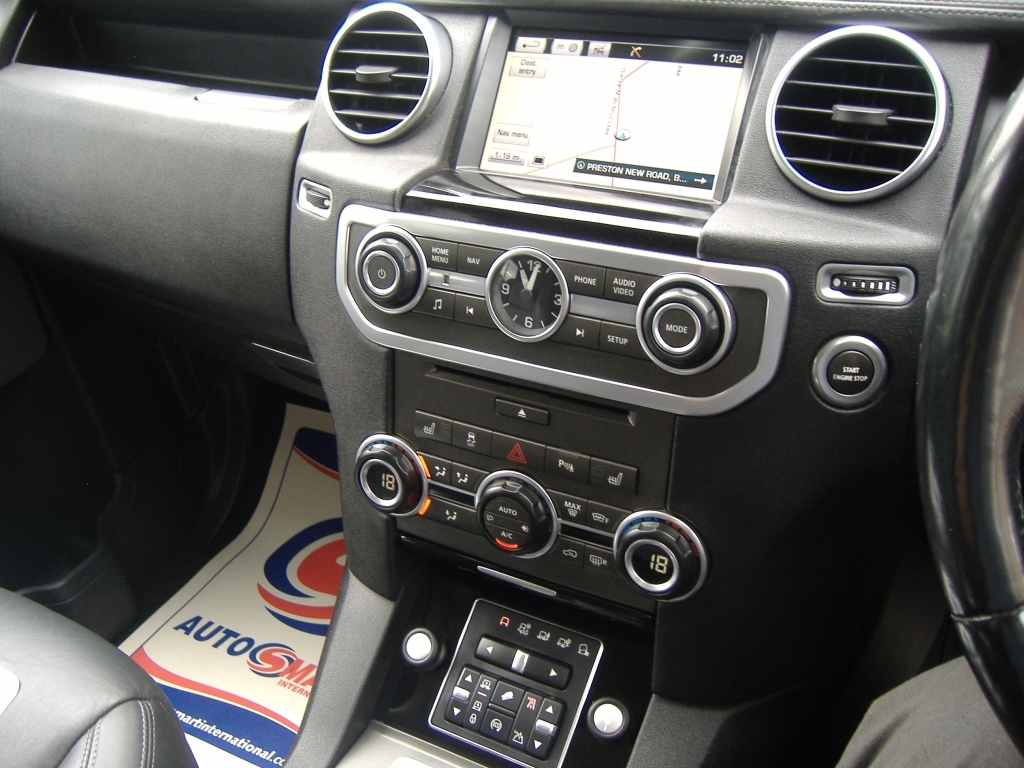 Land Rover Discovery 3 .0 Sd V6 Landmark White #15