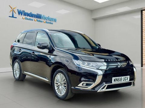 Mitsubishi Outlander 2.4H Twinmotor 13.8Kwh Black