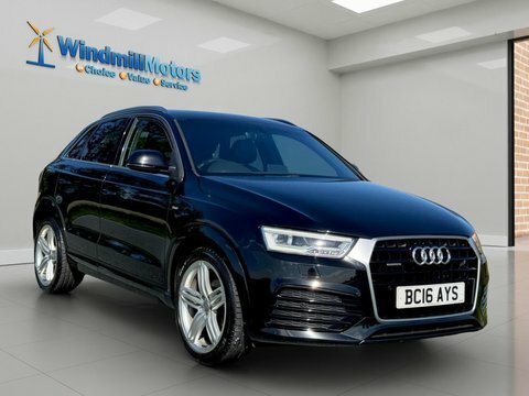 Audi Q3 2.0 Tdi S Black