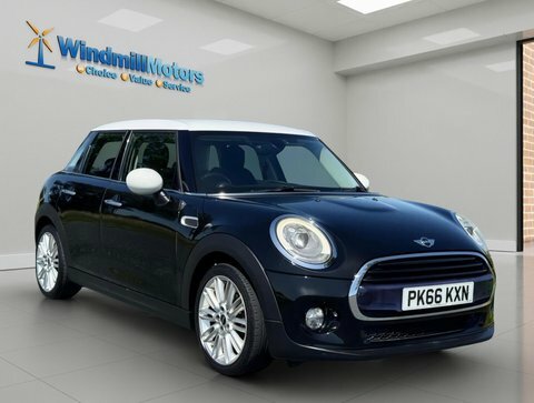 Mini Hatch 1.5 Cooper Euro Black