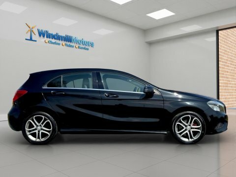 Mercedes-Benz A Class 2.1 A200 Cdi HY64HWO Black #3