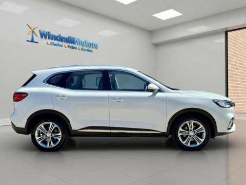 MG HS 1.5 T-gdi Exclusive LA69ZDC White #4