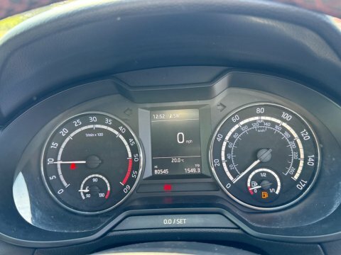 Skoda Octavia 1.6 Tdi Cr Se Drive #28
