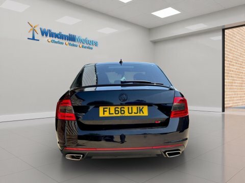 Skoda Octavia 1.6 Tdi Cr Se Drive #5