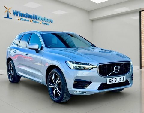 Volvo XC60 2.0 D4 R-design Silver