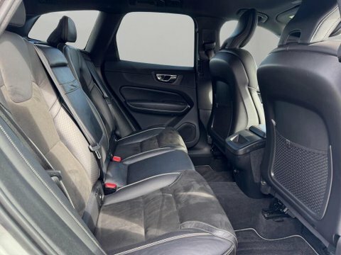 Volvo XC60 2.0 D4 Momentum Pro Awd Geartronic Grey #42