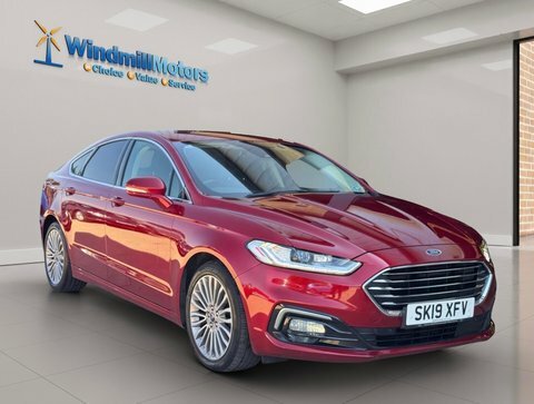 Ford Mondeo 2.0 Ecoblue Titanium Red