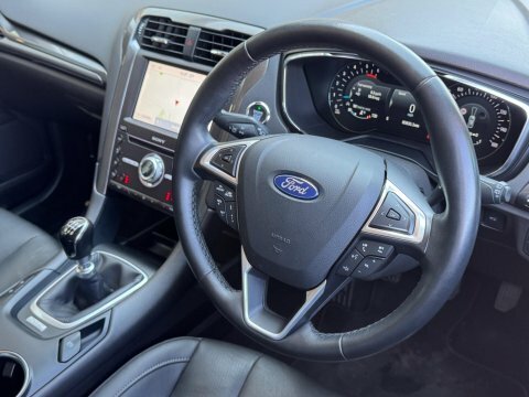 Ford Mondeo 2.0 Ecoblue Titanium Red #2