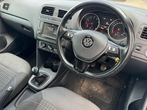 Volkswagen Polo 1.0 Bluemotion Tech White #2