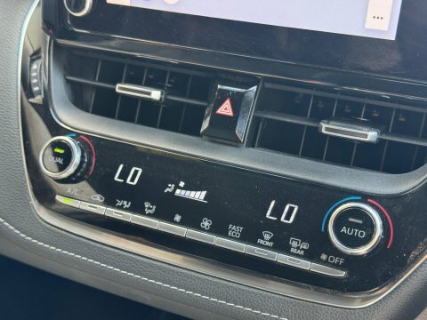 Toyota Corolla 1.8 Vvt-i Hybrid Icon Cvt  #17