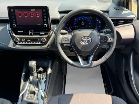 Toyota Corolla 1.8 Vvt-h Icon BK23JVH Black #2