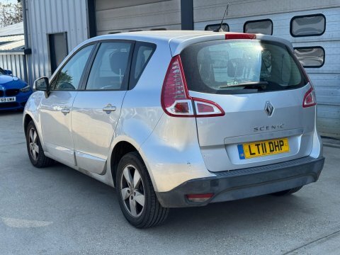 Renault Scenic 1.6 Vvt Dynamique Silver #5