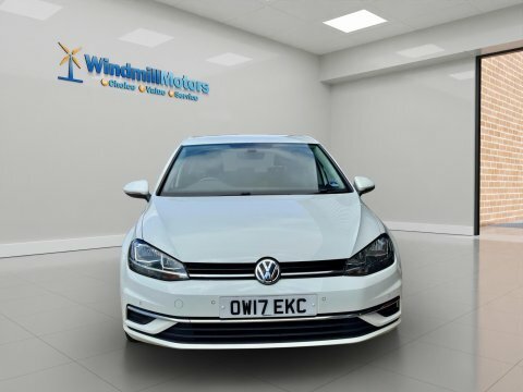 Volkswagen Golf 1.6 Tdi Bluemotion White #6
