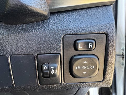Toyota Auris V-matic Multidrive S Icon Silver #20