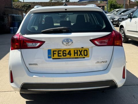 Toyota Auris 1.4 D-4d Icon White #6