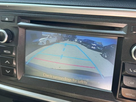Toyota Auris V-matic Multidrive S Icon Silver #9