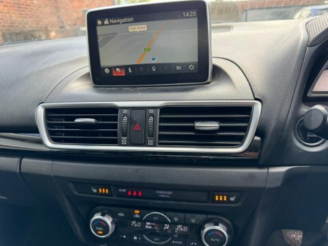 Mazda 3 2.0 E-skyactiv G Mhev Takumi  #9