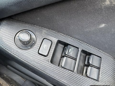 Mazda 3 2.0 E-skyactiv G Mhev Takumi  #21