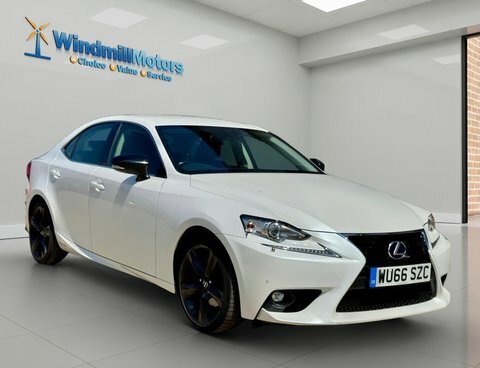 Lexus IS 2.5 300H Sport White