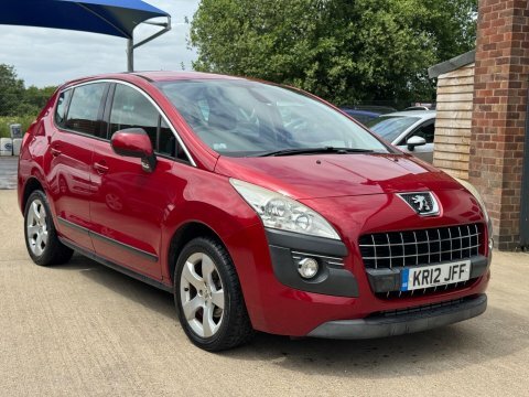 Peugeot 3008 Hatchback Hdi Active 2012 Red #1