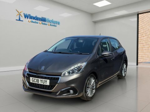 Peugeot 208 1.2 Puretech Signature Grey #4