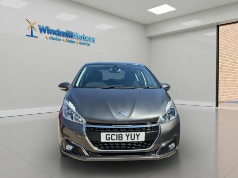 Peugeot 208 1.2 Puretech Signature Grey #3