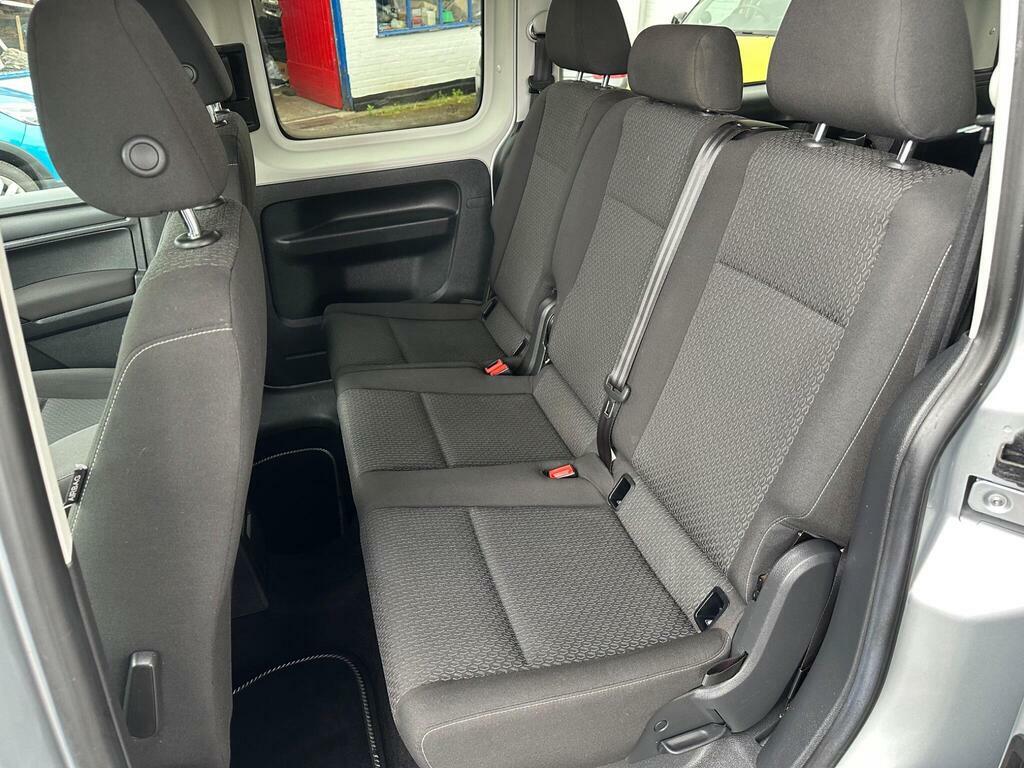 Volkswagen Caddy Maxi Life 2.0 Tdi Bluemotion Tech Mpv Euro Silver #11