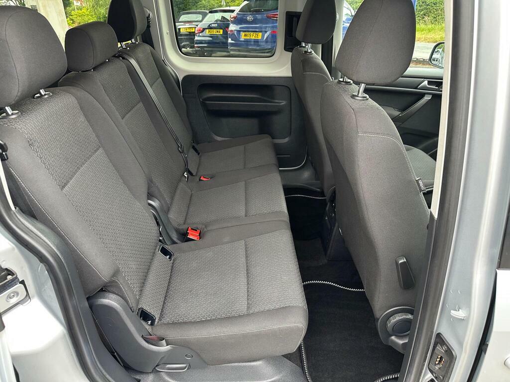 Volkswagen Caddy Maxi Life 2.0 Tdi Bluemotion Tech Mpv Euro Silver #12