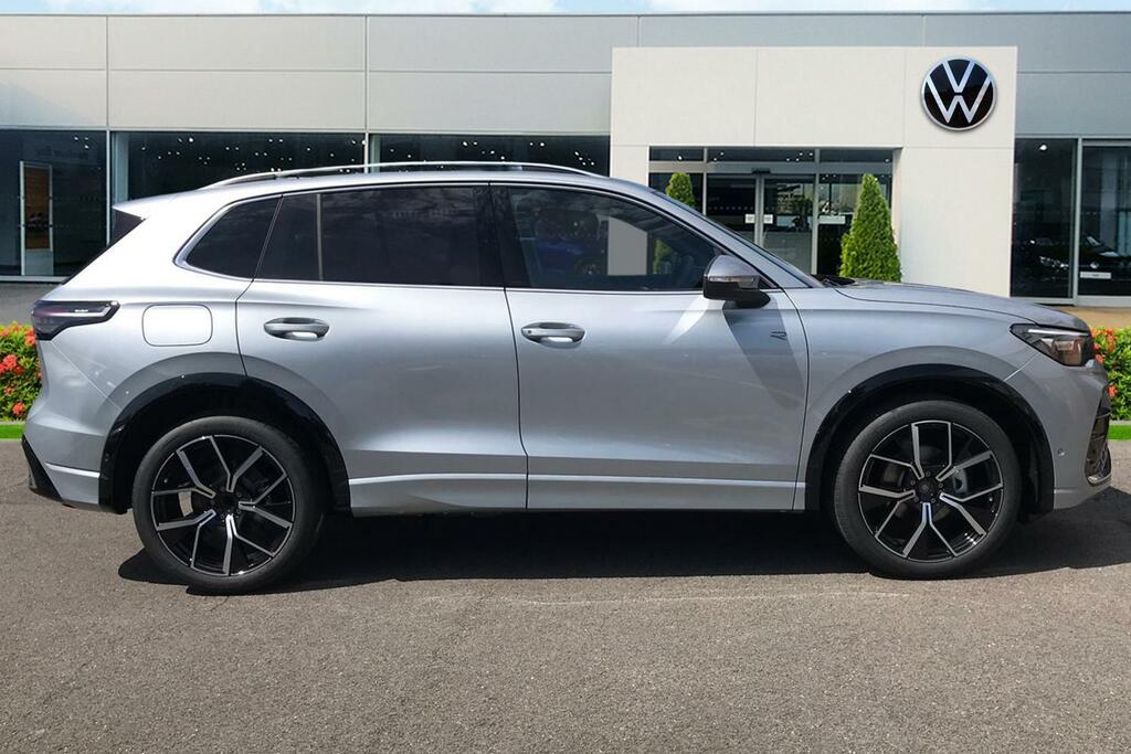 Volkswagen Tiguan Tiguan R-line 1.5 Etsi 150 Ps 7-Speed Dsg 2 Silver #4