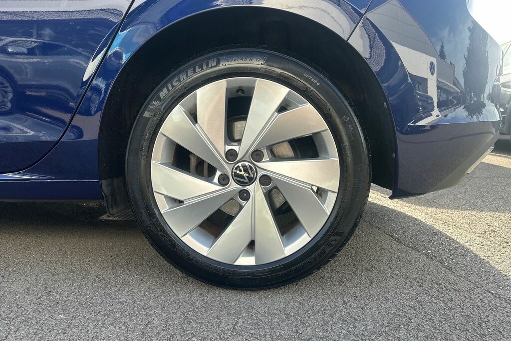 Volkswagen Golf 1.5 Etsi 150 Style Dsg YE22PXJ Blue #5