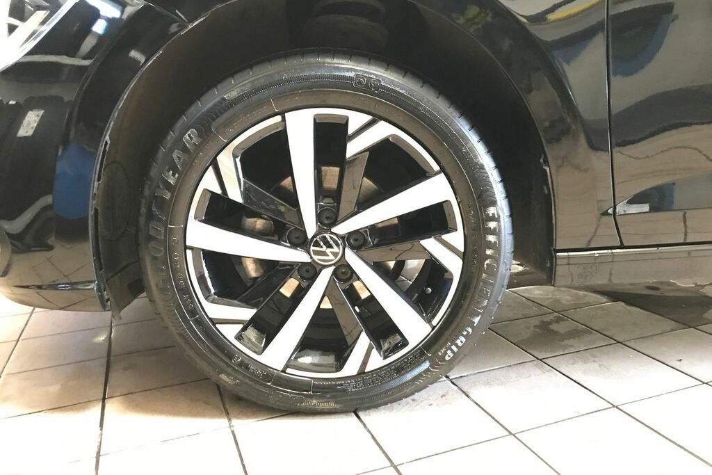 Volkswagen Polo 1.0 Tsi Match GD25ZTS Black #5