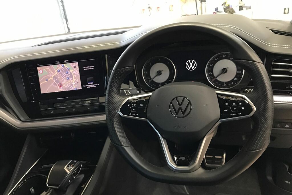 Volkswagen Touareg 3.0Tdi 286Ps Black Edition 4Motion White #13