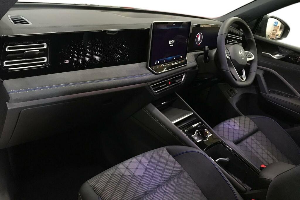 Volkswagen Tiguan Tiguan R-line 1.5 Etsi 150 Ps 7-Speed Dsg 2 Grey #2
