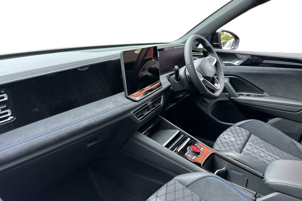 Volkswagen Tiguan Tiguan R-line 1.5 Etsi 150 Ps 7-Speed Dsg 2 Black #2