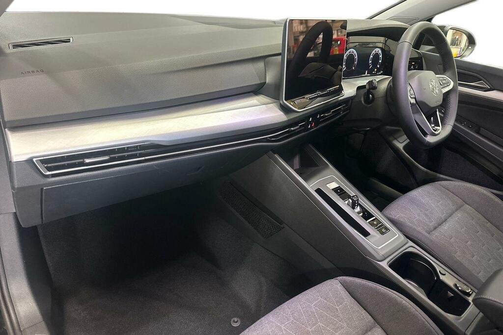 Volkswagen Golf Golf Hatch Match 1.5 Etsi 150 Ps 7-Speed Dsg Black #2