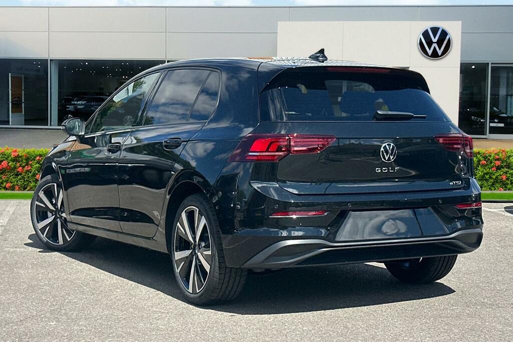 Volkswagen Golf Golf Hatch Match 1.5 Etsi 150 Ps 7-Speed Dsg Black #3