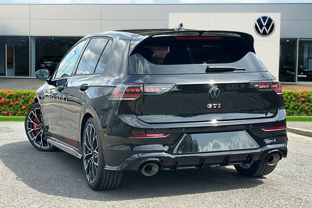 Volkswagen Golf Golf Hatch Gti Edition 50 2.0 Tsi 325 Ps 7-Speed D Black #3