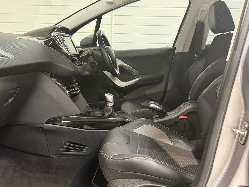 Peugeot 2008 1.2 Puretech Allure Premium Suv NH19HBZ Grey #6