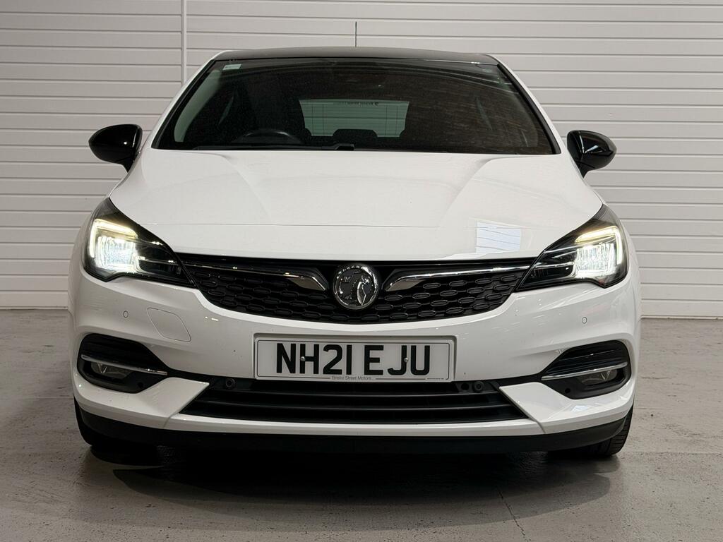 Vauxhall Astra 1.2 Turbo Griffin Edition Hatchback Man White #3