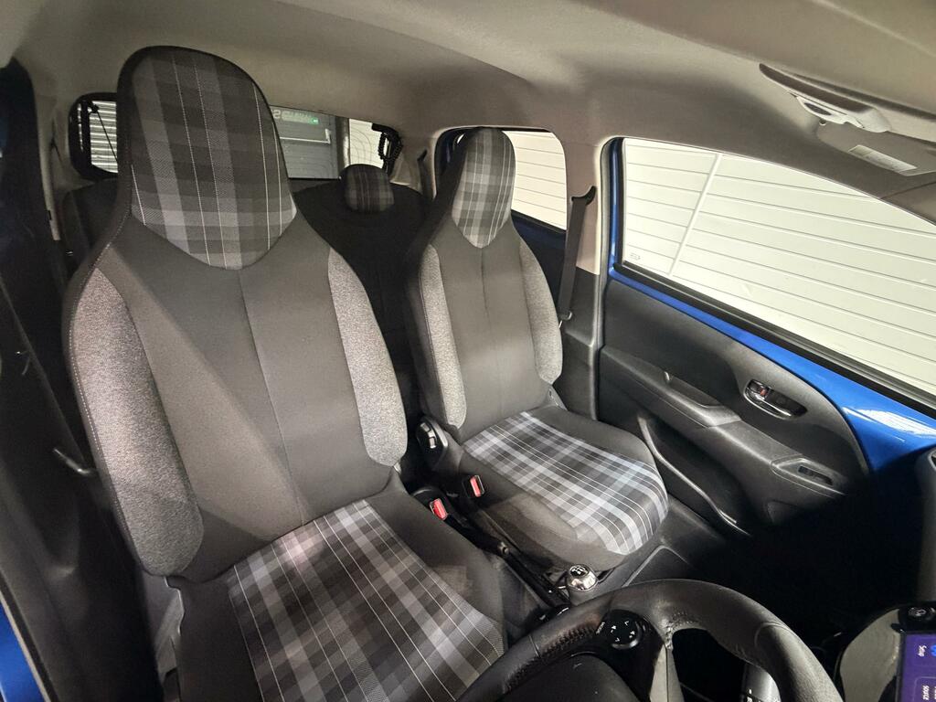 Peugeot 108 1.0 72 Collection 2-Tronic Grey #38