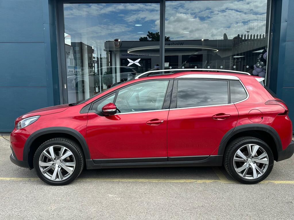 Peugeot 2008 1.2 Puretech Allure Premium Suv Red #3