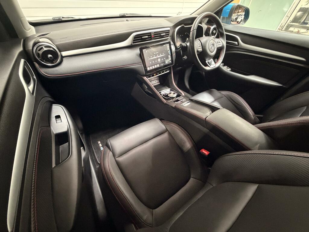 MG ZS 51.1Kwh Trophy Connect Suv 176 Blue #6