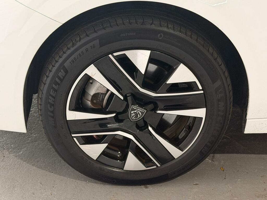 Peugeot e-208 50Kwh Gt Hatchback 7.4Kw Charge #57