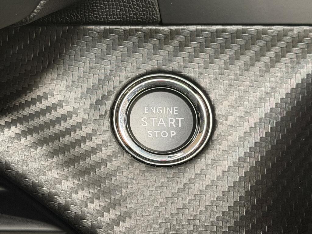 Peugeot e-208 50Kwh Gt Hatchback 7.4Kw Charge #40