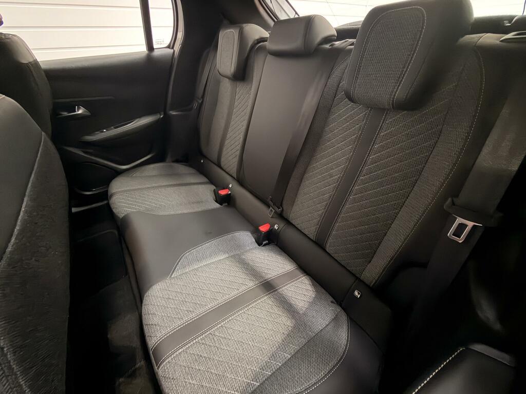 Peugeot e-208 50Kwh Gt Hatchback 7.4Kw Charge #48