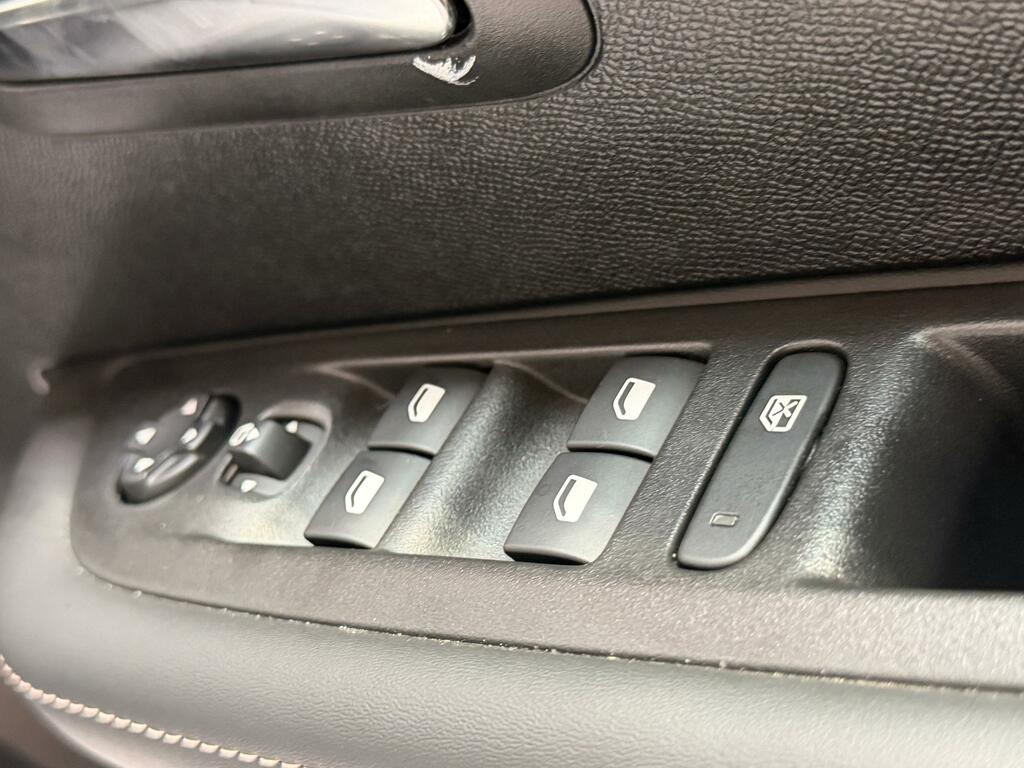 Peugeot e-208 50Kwh Gt Hatchback 7.4Kw Charge #14