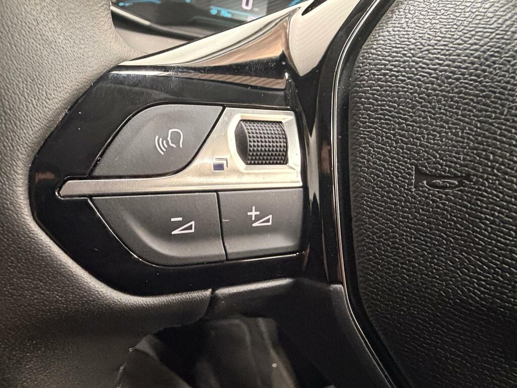 Peugeot e-208 50Kwh Gt Hatchback 7.4Kw Charge #25